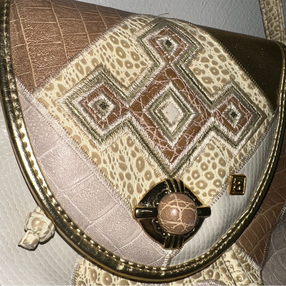 Vintage Faux Leather Patchwork Purse - Picture 3 of 10